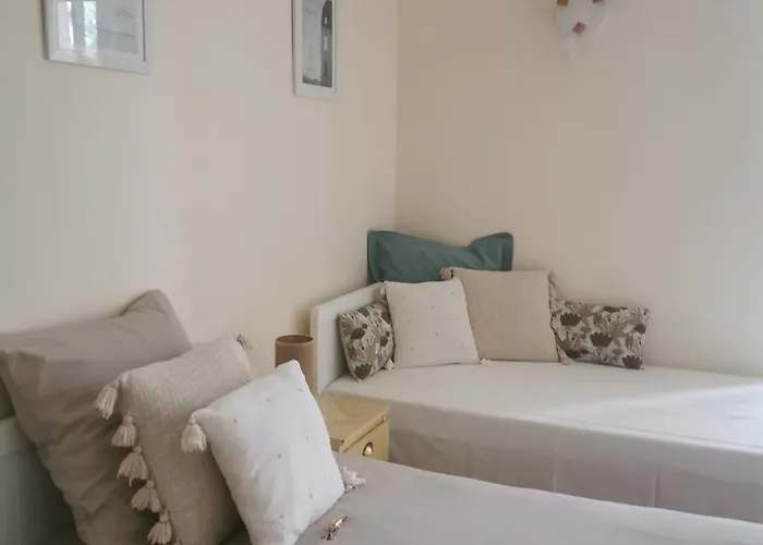 Nimes Les Pins Parking Prive Exterieur Lit King Size 180
