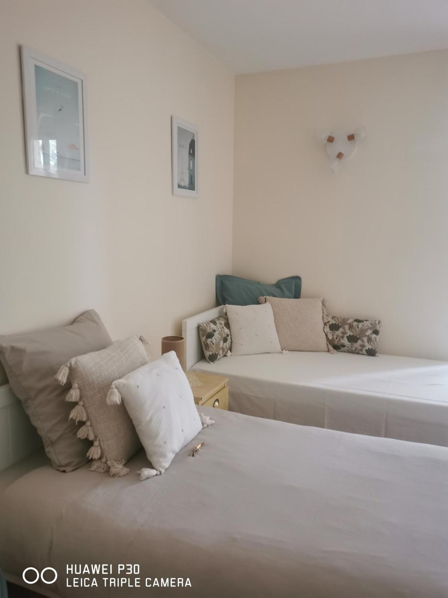 Apartment Les Pins Parking Prive Exterieur Lit King Size 180 Nîmes